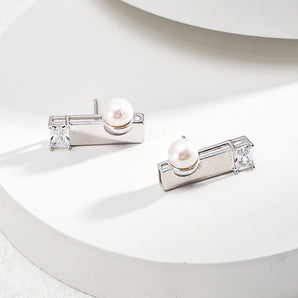 Sterling silver pearl earrings